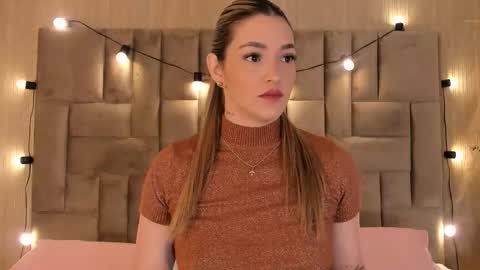 Snapshot of claradelmar_ chatting on 10-17-25, 10:51 Clara del mar online show from 10-17-25, 10:51