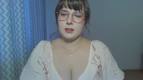 Clara online show from 06-10-26, 05:56