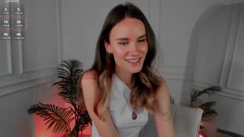 Claire online show from 09-18-25, 01:46