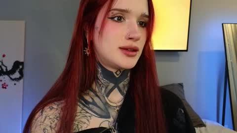 Snapshot of clarewoods chatting on 01-18-26, 06:17 Sophie online show from 01-18-26, 06:17