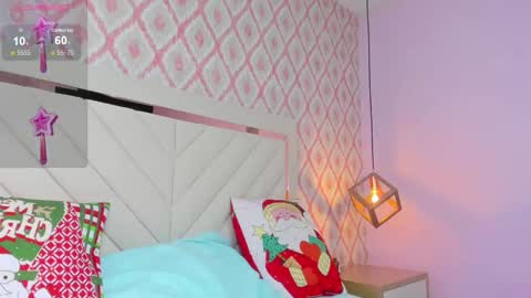 Snapshot of clarise_hall chatting on 12-17-24, 10:43 C L A R I S E online show from 12-17-24, 10:43