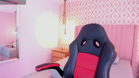 C L A R I S E  online show from 05-09-26, 06:46