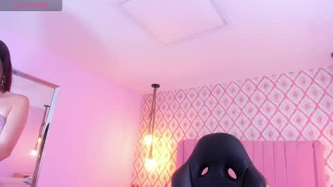 Snapshot of clarise_hall chatting on 05-28-26, 07:11 C L A R I S E online show from 05-28-26, 07:11