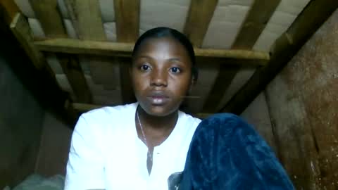 clarisse98 online show from 06-07-26, 07:34
