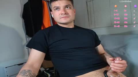 Snapshot of clark_washington21 chatting on 02-25-25, 02:47 Clark online show from 02-25-25, 02:47