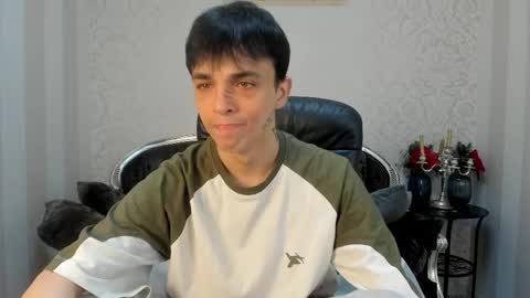 Snapshot of clarkbev chatting on 05-24-26, 07:57 Clark online show from 05-24-26, 07:57