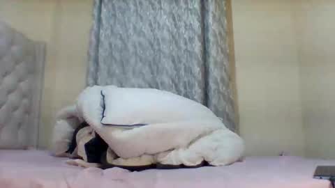 Snapshot of classic_carmen chatting on 02-01-26, 05:22 carmen online show from 02-01-26, 05:22