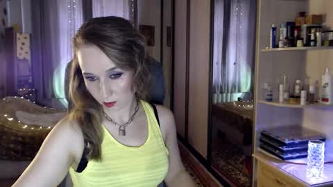 classyinna online show from 10-17-25, 08:39