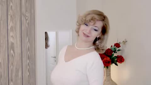 Classy Tinna online show from 03-17-26, 08:17