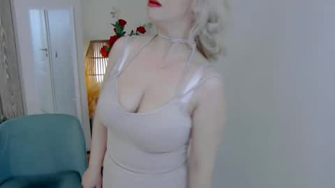 Classy Tinna online show from 04-25-26, 05:32