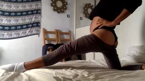 Snapshot of claudi779 chatting on 03-09-25, 12:53 claudi779 online show from 03-09-25, 12:53