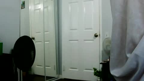 Claudia online show from 07-31-26, 05:34