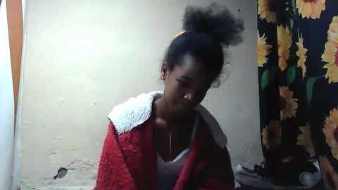 Snapshot of claudiannah chatting on 09-12-25, 05:40 claudianne online show from 09-12-25, 05:40