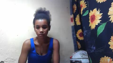 Snapshot of claudiannah chatting on 09-22-25, 06:43 claudianne online show from 09-22-25, 06:43