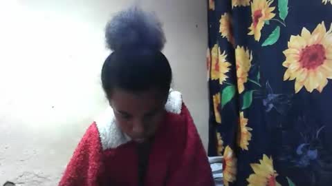 Snapshot of claudiannah chatting on 09-23-25, 06:49 claudianne online show from 09-23-25, 06:49