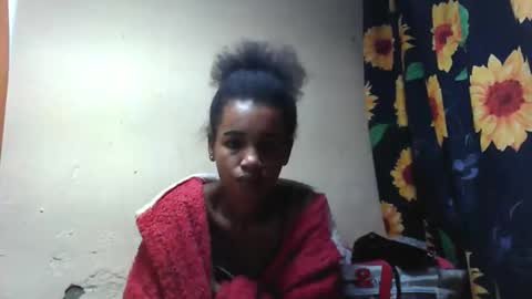 Snapshot of claudiannah chatting on 09-27-25, 05:34 claudianne online show from 09-27-25, 05:34