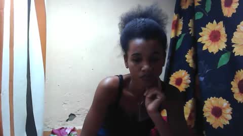 Snapshot of claudiannah chatting on 10-10-25, 07:35 claudianne online show from 10-10-25, 07:35
