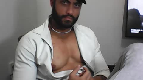 Clay online show from 02-03-26, 06:40