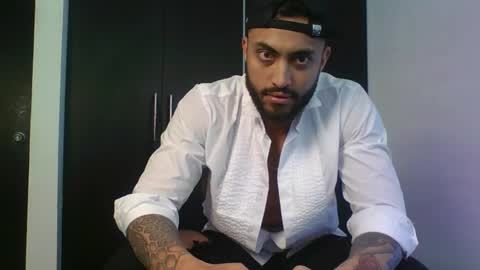 Clay online show from 04-25-26, 01:41