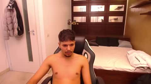 ClayMaddox online show from 10-12-25, 05:06