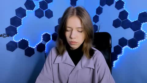 ur Cleo online show from 02-18-26, 09:38