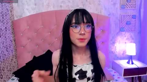 cleo online show from 10-21-25, 03:40