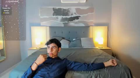 Snapshot of cleoandjames chatting on 03-07-26, 11:51 James Cloe online show from 03-07-26, 11:51