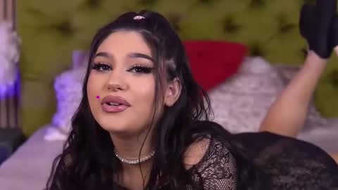 Snapshot of cleojenner chatting on 03-10-26, 11:37 CleoJenner online show from 03-10-26, 11:37