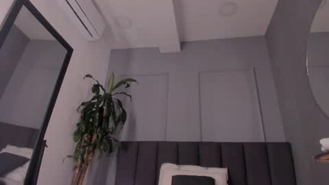 . Cleo Jhonson . online show from 07-10-26, 02:38