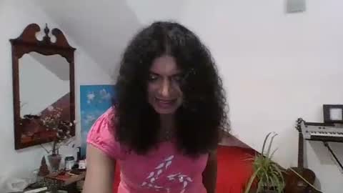 Cleopatra online show from 09-24-25, 11:30