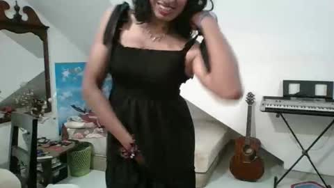 Snapshot of cleopatra71 chatting on 02-04-26, 03:51 Cleopatra online show from 02-04-26, 03:51