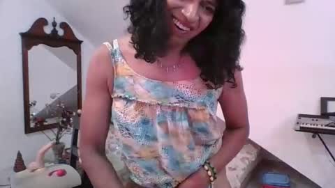 Snapshot of cleopatra71 chatting on 03-09-26, 03:10 Cleopatra online show from 03-09-26, 03:10