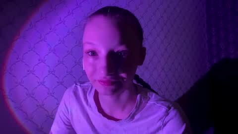 Snapshot of cleotilderinde chatting on 03-13-26, 06:36 Cleo online show from 03-13-26, 06:36