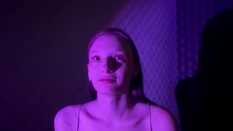 Snapshot of cleotilderinde chatting on 03-15-26, 06:14 Cleo online show from 03-15-26, 06:14