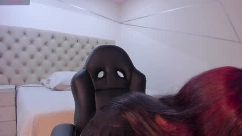 cleowhite_ online show from 10-31-25, 08:10