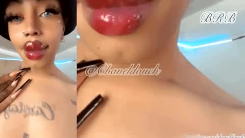 Snapshot of clermontt chatting on 01-05-26, 05:27 clermontt online show from 01-05-26, 05:27