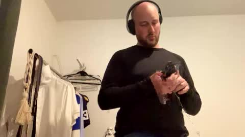 Snapshot of cleurj chatting on 10-01-25, 10:16 cleurj online show from 10-01-25, 10:16