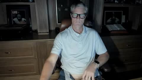 Snapshot of cleveland7443 chatting on 10-22-25, 04:24 cleveland7443 online show from 10-22-25, 04:24