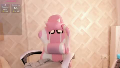 clhoe_johnson_ online show from 05-16-26, 12:04