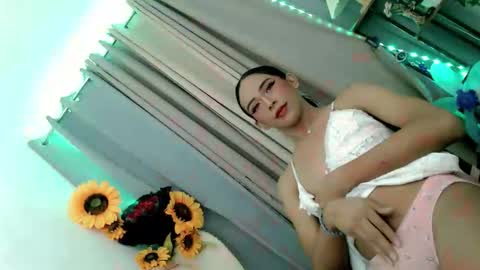 clinalynxx online show from 11-20-25, 10:59