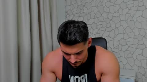 Snapshot of clintmasterss chatting on 02-18-25, 04:16 ClintMasterss online show from 02-18-25, 04:16