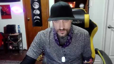 Snapshot of clintwood12 chatting on 01-08-26, 03:42 chad online show from 01-08-26, 03:42