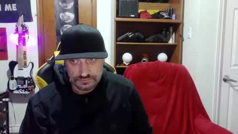 Snapshot of clintwood12 chatting on 01-12-26, 02:28 chad online show from 01-12-26, 02:28