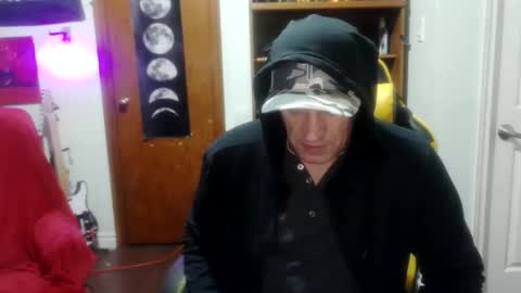 Snapshot of clintwood12 chatting on 01-15-26, 02:16 chad online show from 01-15-26, 02:16