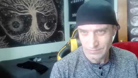 Snapshot of clintwood12 chatting on 01-17-26, 08:45 chad online show from 01-17-26, 08:45