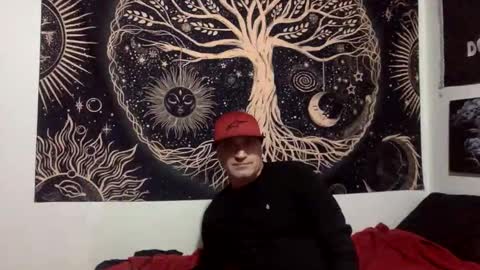 Snapshot of clintwood12 chatting on 02-02-26, 10:25 chad online show from 02-02-26, 10:25