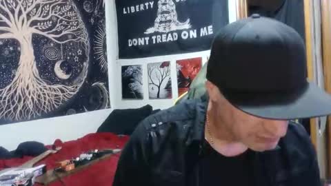 Snapshot of clintwood12 chatting on 02-03-26, 02:53 chad online show from 02-03-26, 02:53