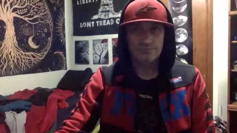 Snapshot of clintwood12 chatting on 02-06-26, 02:05 chad online show from 02-06-26, 02:05