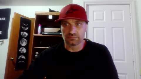 Snapshot of clintwood12 chatting on 02-20-26, 01:13 chad online show from 02-20-26, 01:13