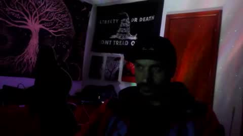 Snapshot of clintwood12 chatting on 04-04-26, 06:33 chad online show from 04-04-26, 06:33